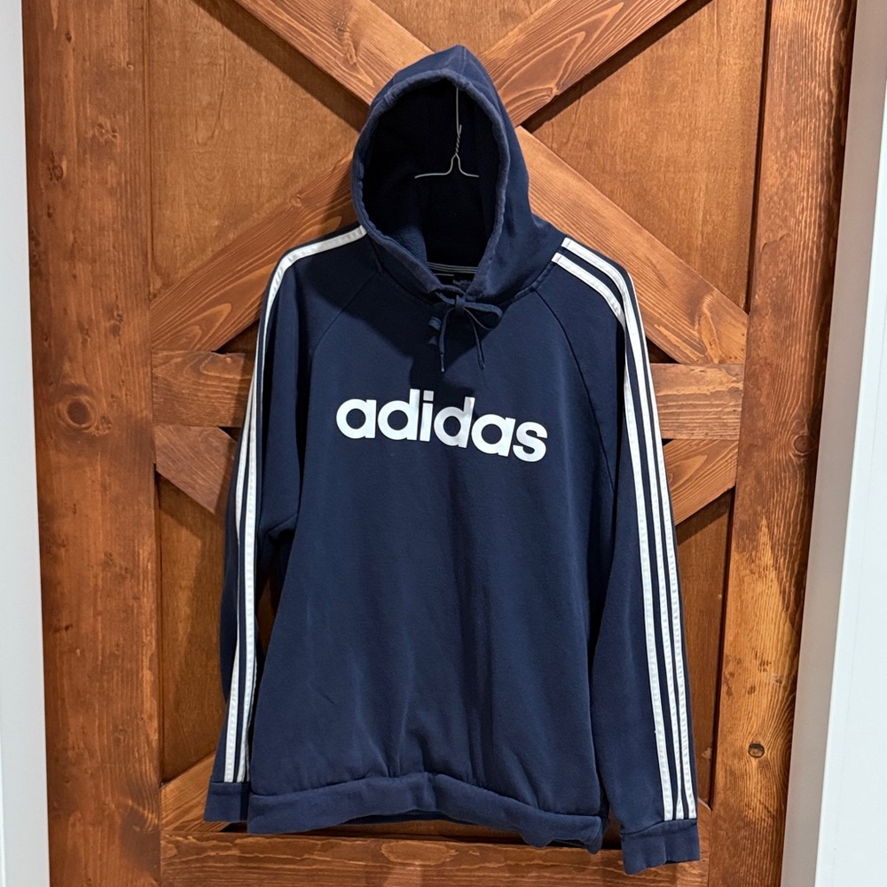 Adidas Men’s Navy Sweatshirt Size L smoke free home
